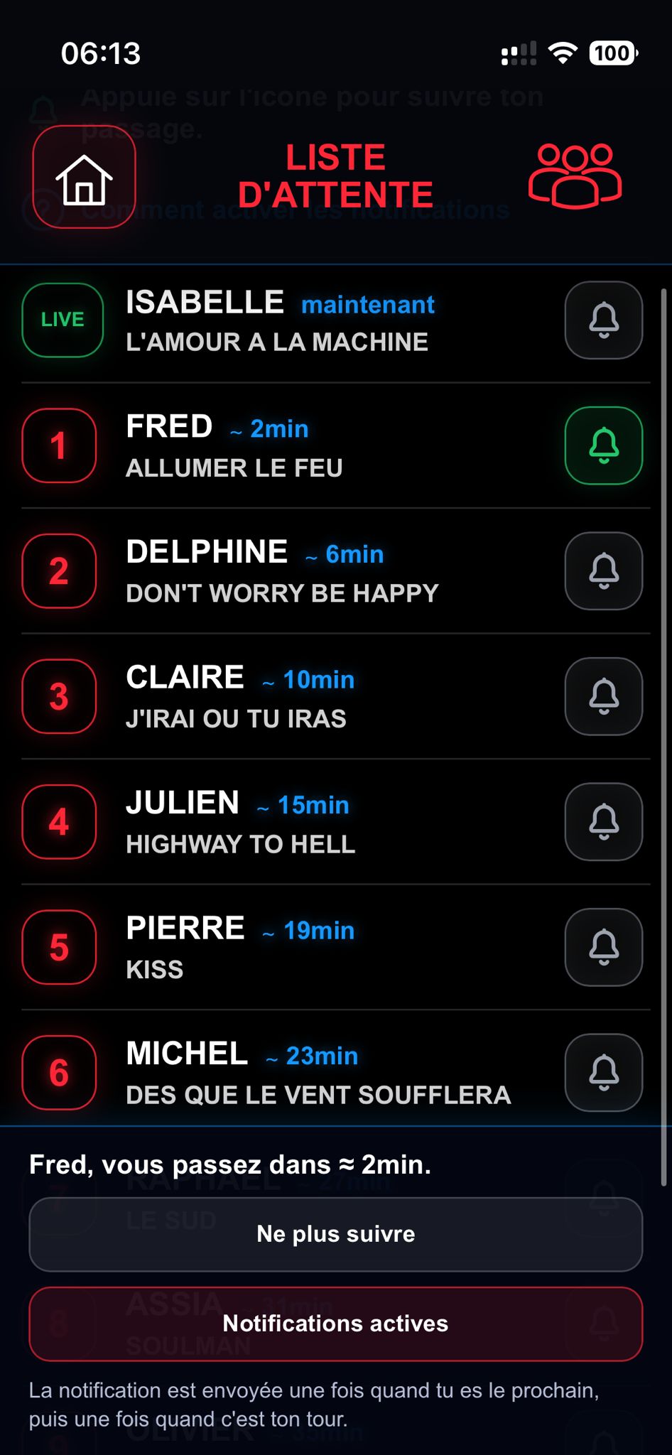Interface mobile de liste d’attente avec temps de passage et notifications